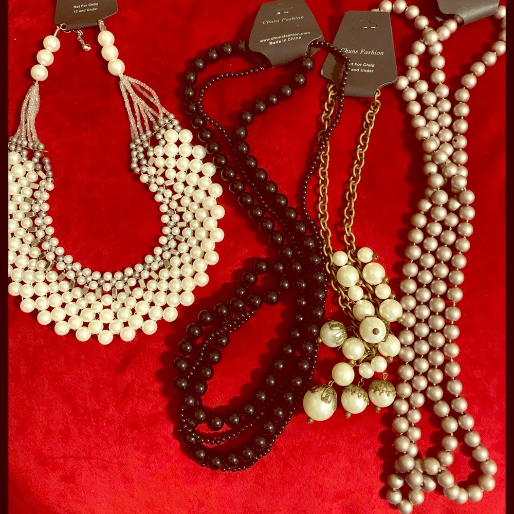 Ladies Jewelry Bundle Sale $10.00